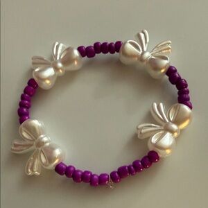 ‼️2/$10‼️Purple and White Bow Bead Bracelet for Kids